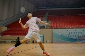 2025年12月2日，湖人 vs 太阳，湖人背靠背迎战太阳，双方实力悬殊，湖人状态火热，太阳面临两连败困境。