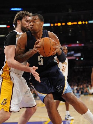 他在面对外 他在面对外