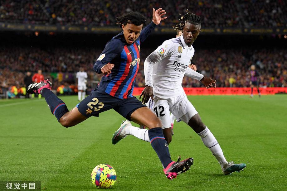 在近期的英 在近期的英