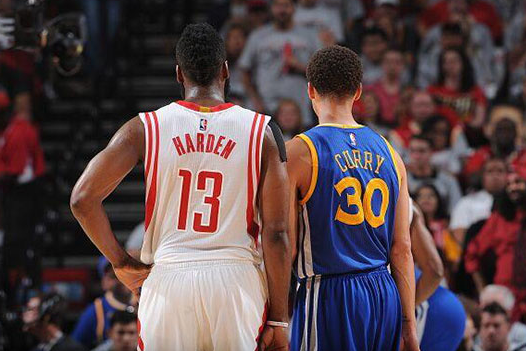 并且吸引了 并且吸引了