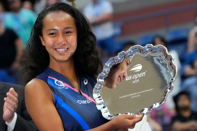 体育CBA：稳居榜首 新疆男篮134-102浙江稠州