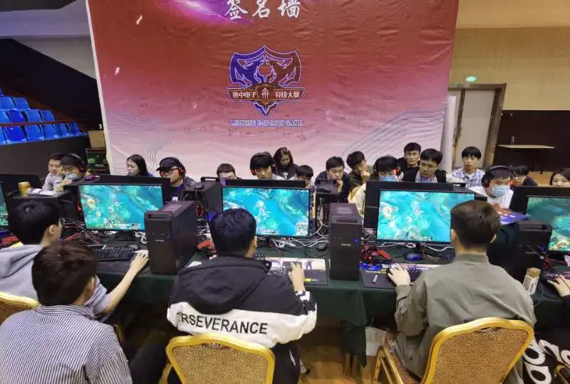 至让他一度 至让他一度